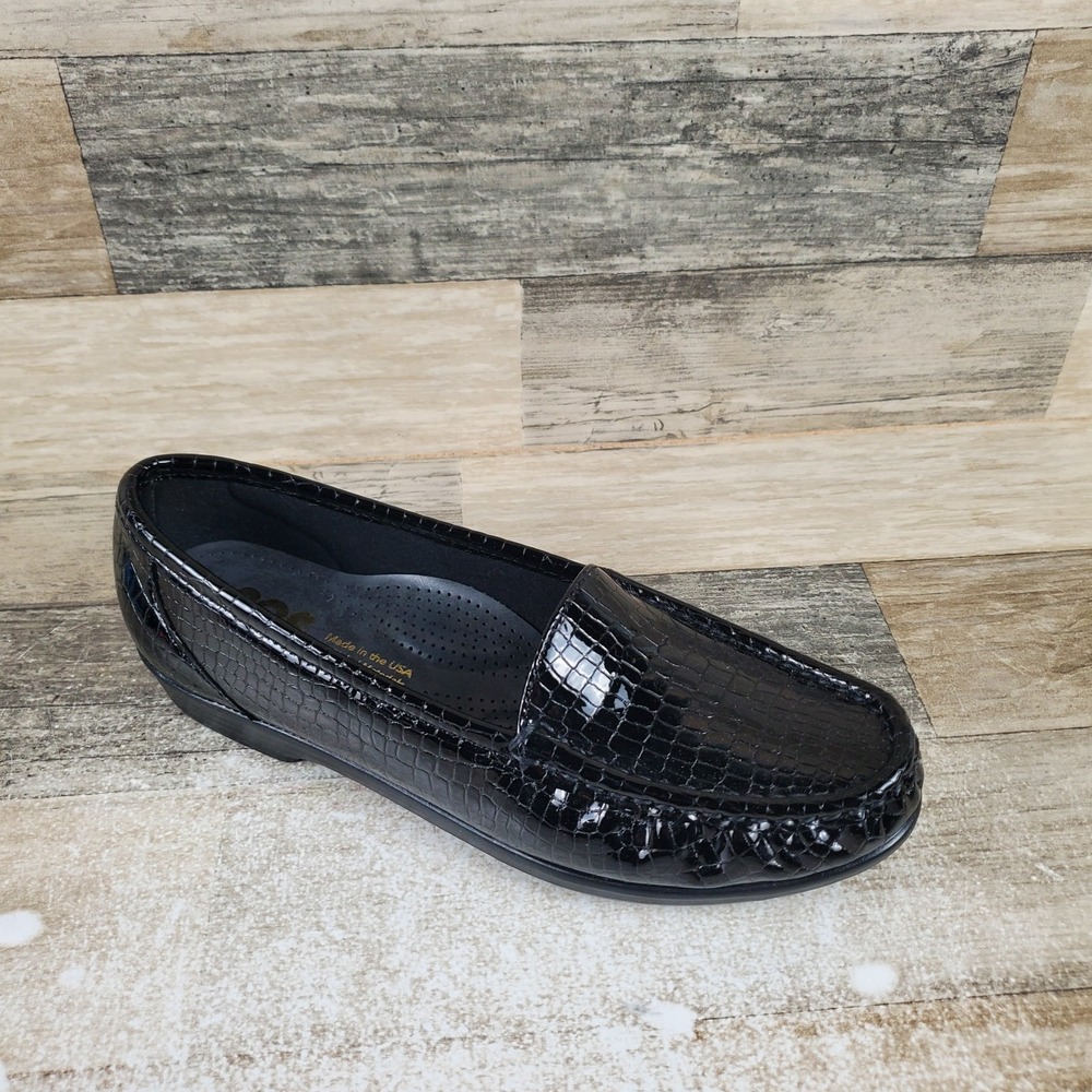 SAS Simplify Womens‎ Loafers Sz 7.5 M Patent Leather Snake Slip On Shoe